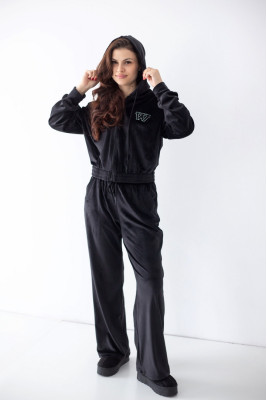 Костюм жіночий